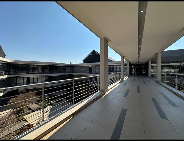 311.70M² OFFICE TO LET IN IRENE